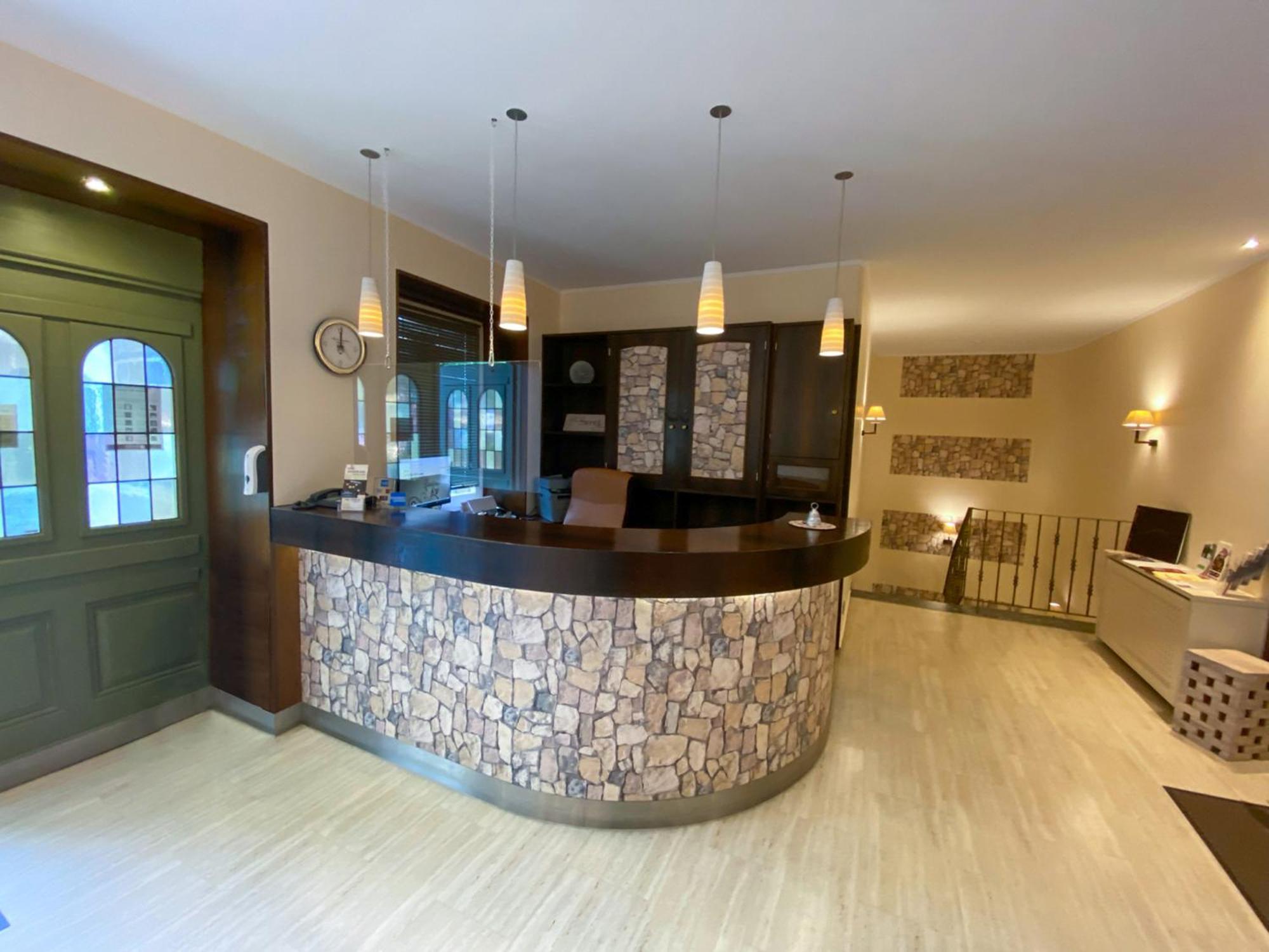 Hotel Angerland Garni Ratingen Bagian luar foto